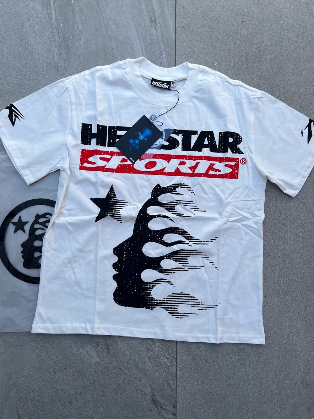 Hellstar Sports White Graphic Short Sleeve Tee